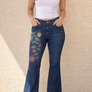 GAP Embroidered Dark Wash Flare Jeans with Floral Accent Size 16 EUC